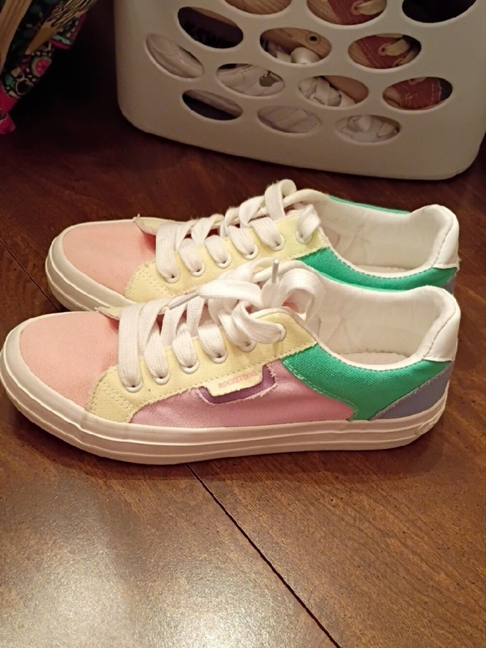 Rocket Dog Pastel Multicolor Canvas Sneakers - Pink, Yellow & Green Size 8 - Picture 2 of 10